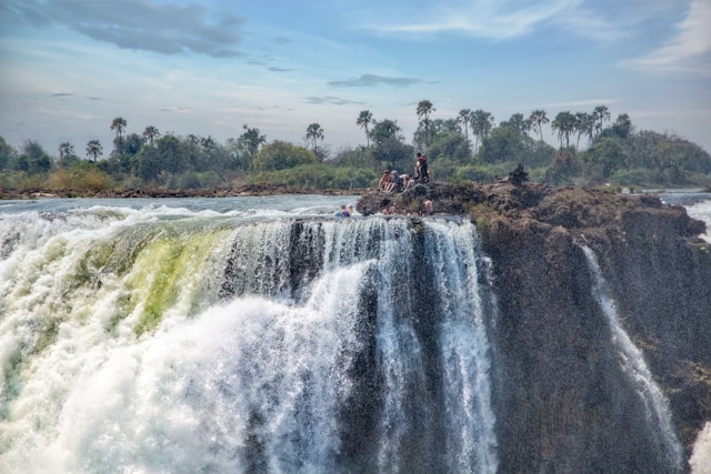 Routes autour des Chutes Victoria